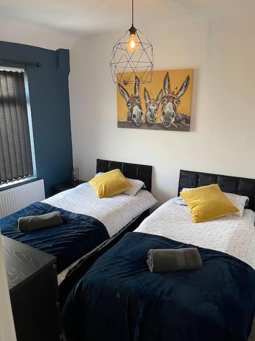 Luxury Accommodation. Wallasey Exteriör bild